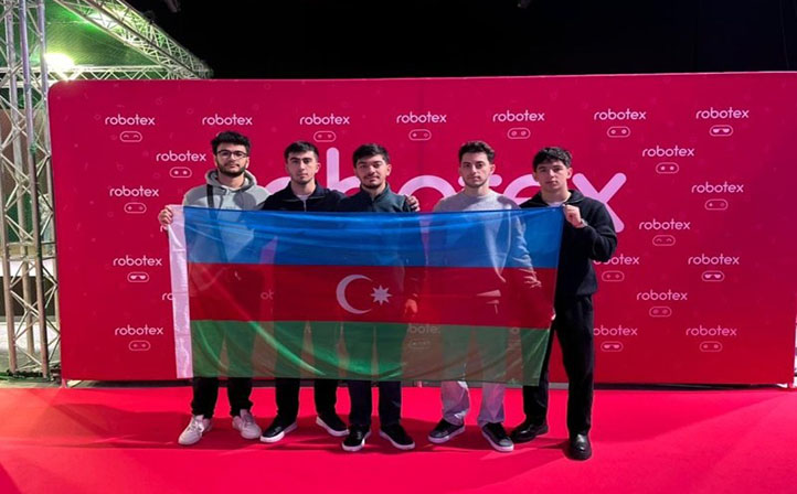 UNEC tələbələri “Robotex International 2025” yarışında ölkədə 1-ci, dünyada 5-ci olublar